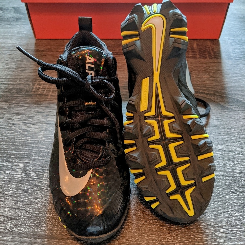 Youth Football Spikes